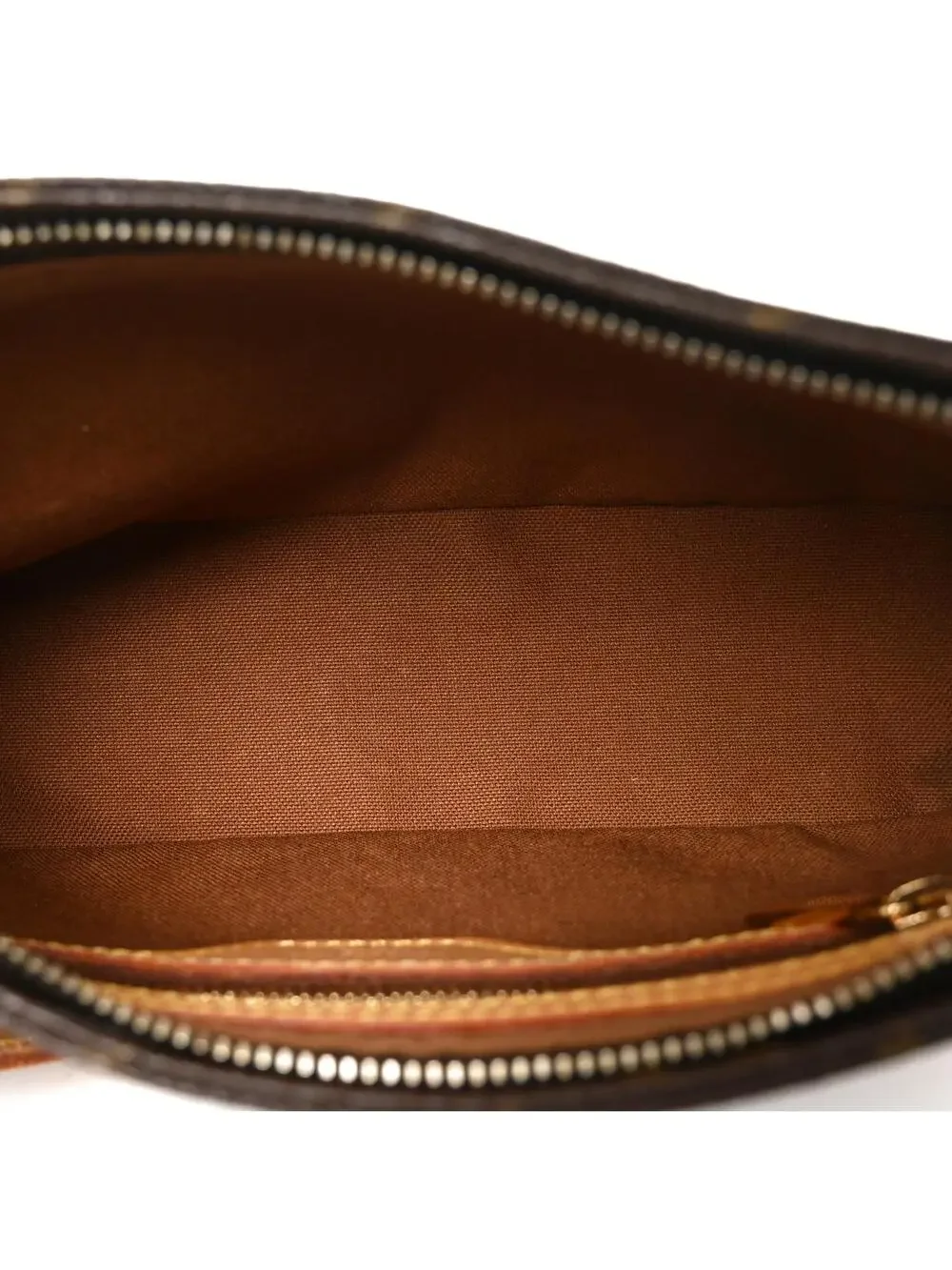 Louis Vuitton Trotteur #334322L79B